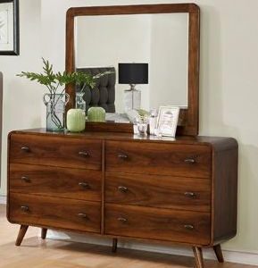 Robyn Dresser & Mirror