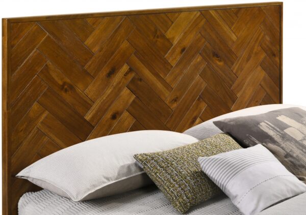 King Reed Wood Bed - Image 2